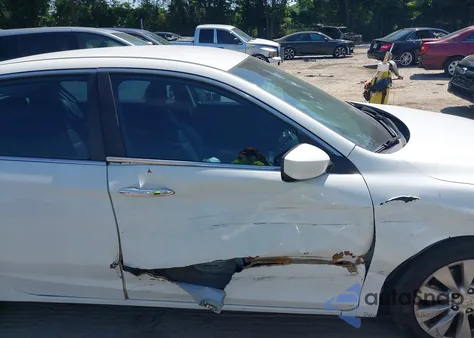 2013 Honda Accord Sport z USA, uszkodzony, nr VIN 1HGCR2F53DA265918